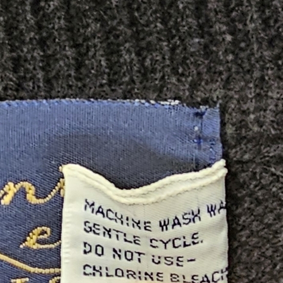 Bonnie Lee LeRoy 70's Sweater size 42 Vintage Black Floral Embroidered NWOT - Picture 3 of 5